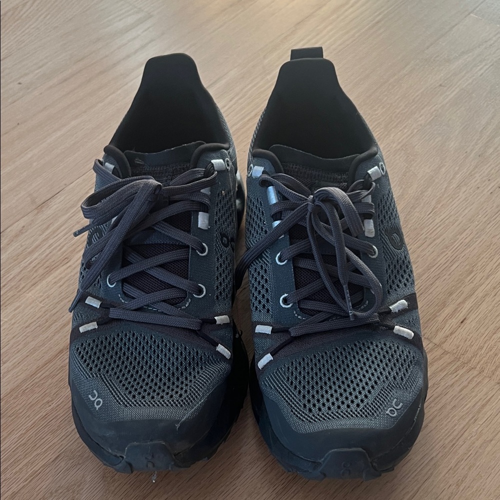 On Running Women's Gray and Black Athletic Shoes